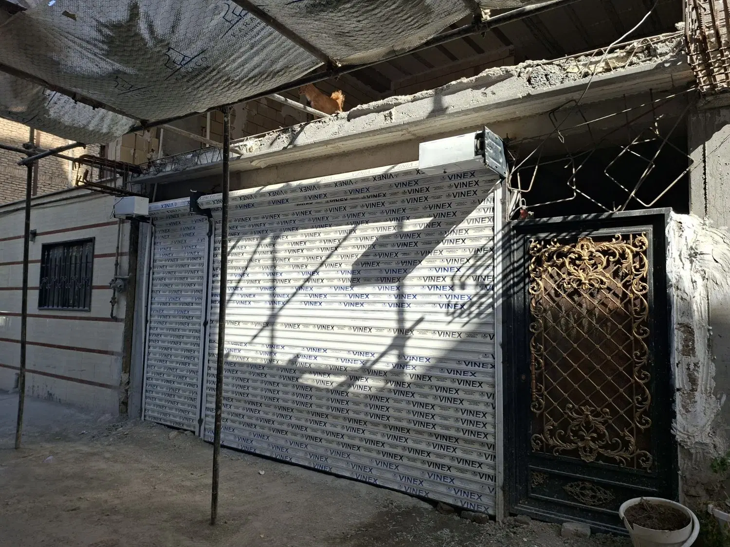 آپارتمان ۹۰ متری با پارکینگ شهرک رسالت
