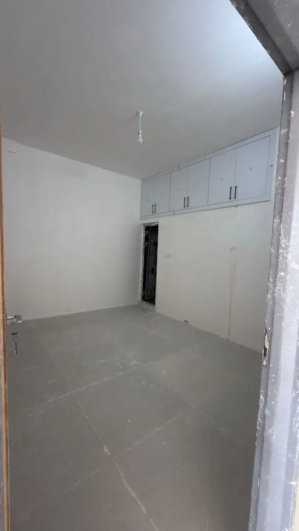 آپارتمان ۱۰۰ متر دو خواب صفر