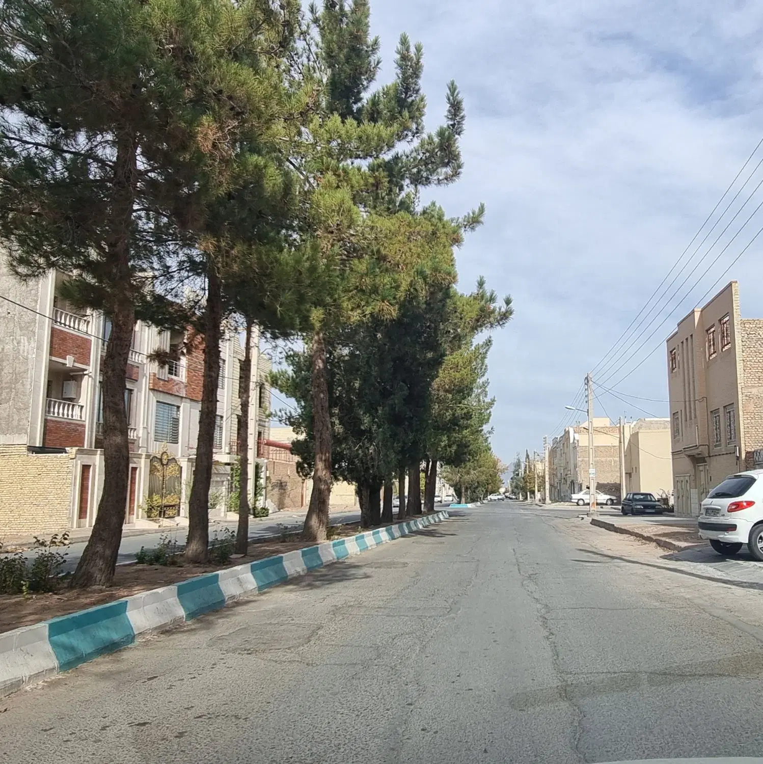 زمین مسکونی ۲۱۰ متری با مجوز ساخت و موقعیت مناسب