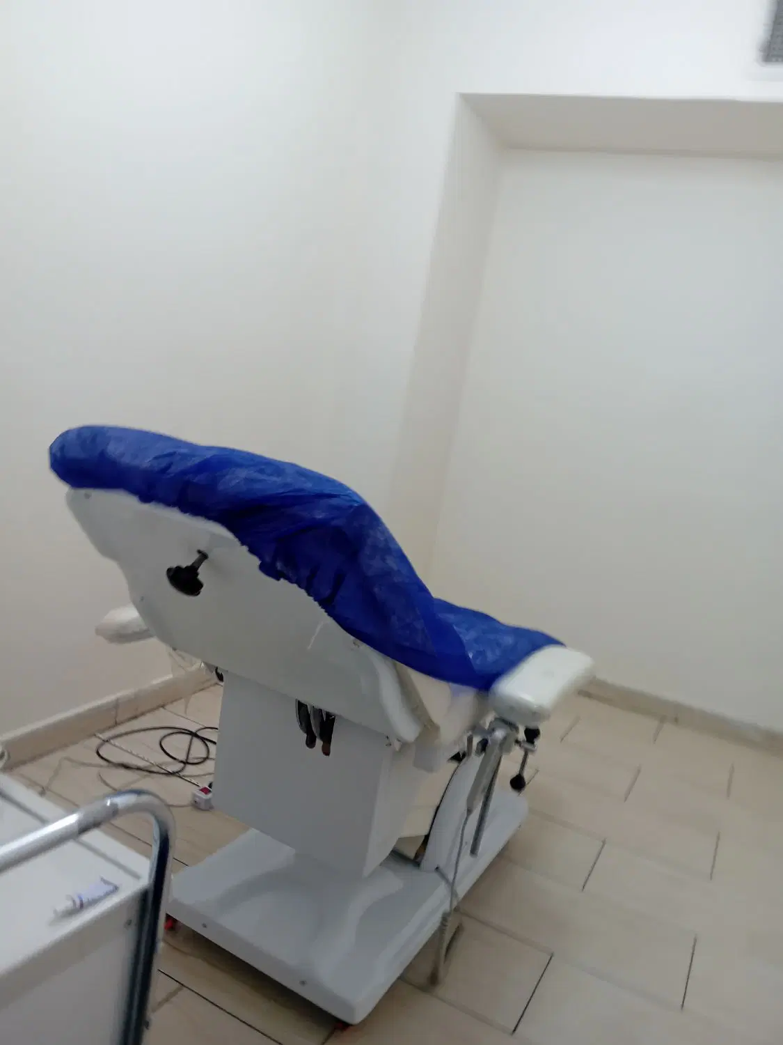 اجاره اتاق پزشک واتاق لیزر و فشیال