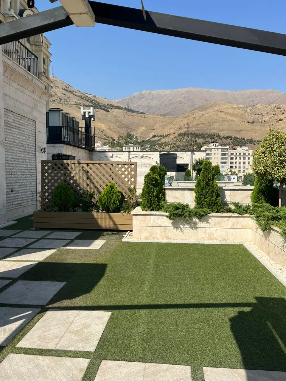 کلاک احمدیه __ کلنگی ویلایی __ دارای جوازساخت4طبقه