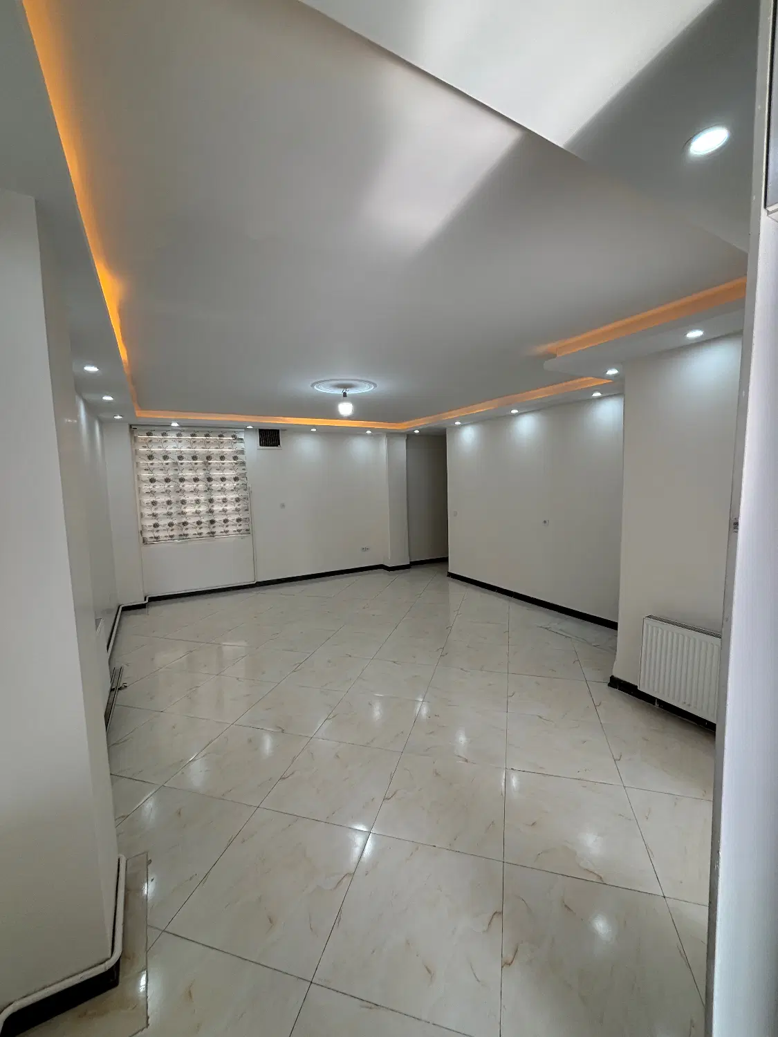 65متری عروسک اسانسور انباری در بلوار شاهد