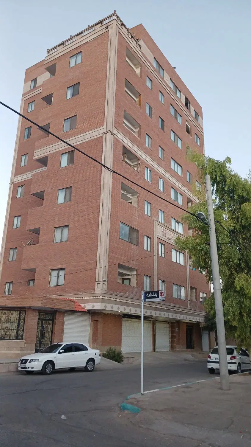 آپارتمان ۹۶ متری شهرک ارتش ساختمان باران ۲۲