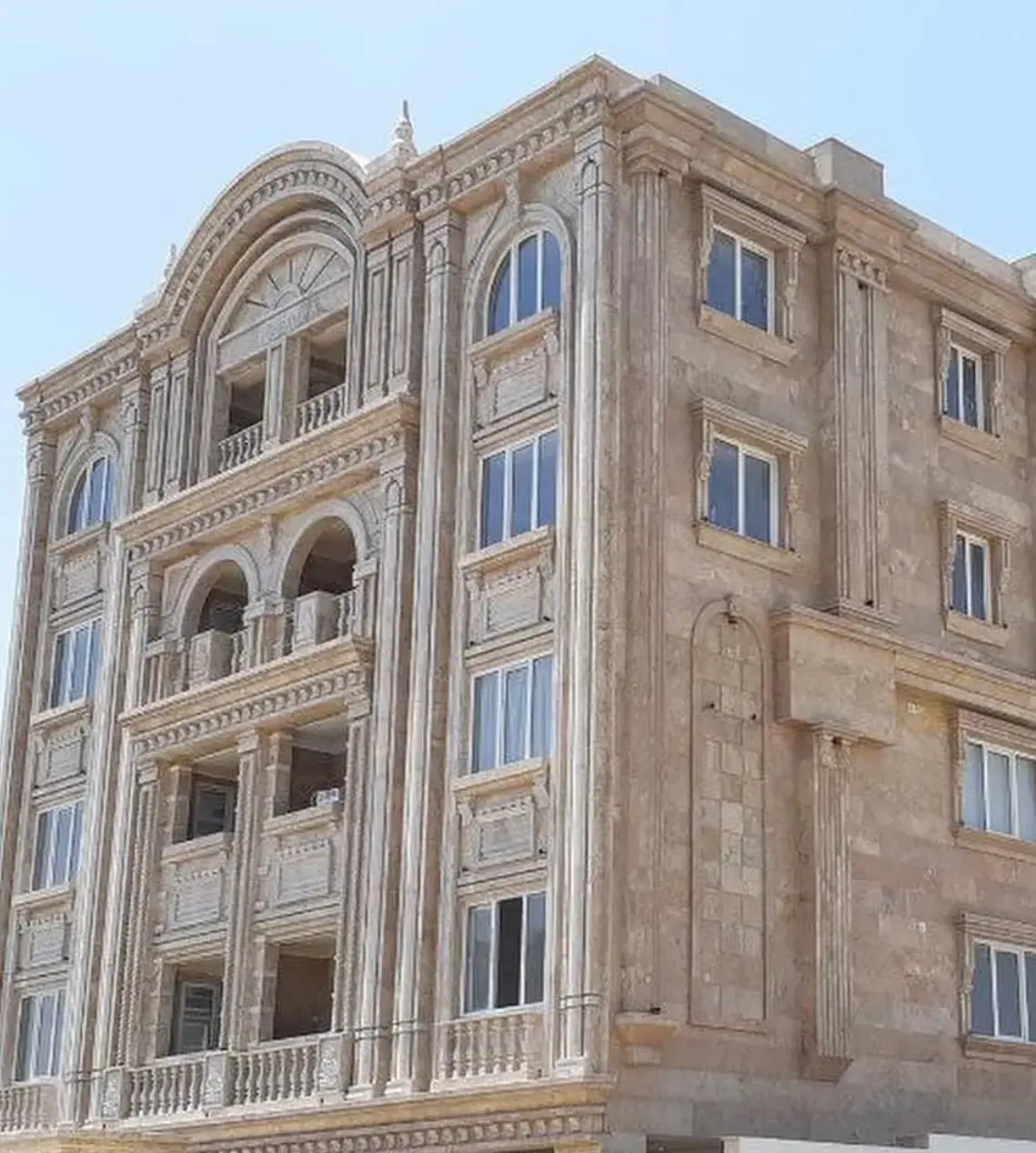 فروش فوری_۹۰متری دو خواب_درصدرا فارس