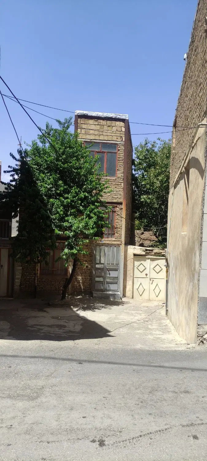 خانه به متراژ 142 متر