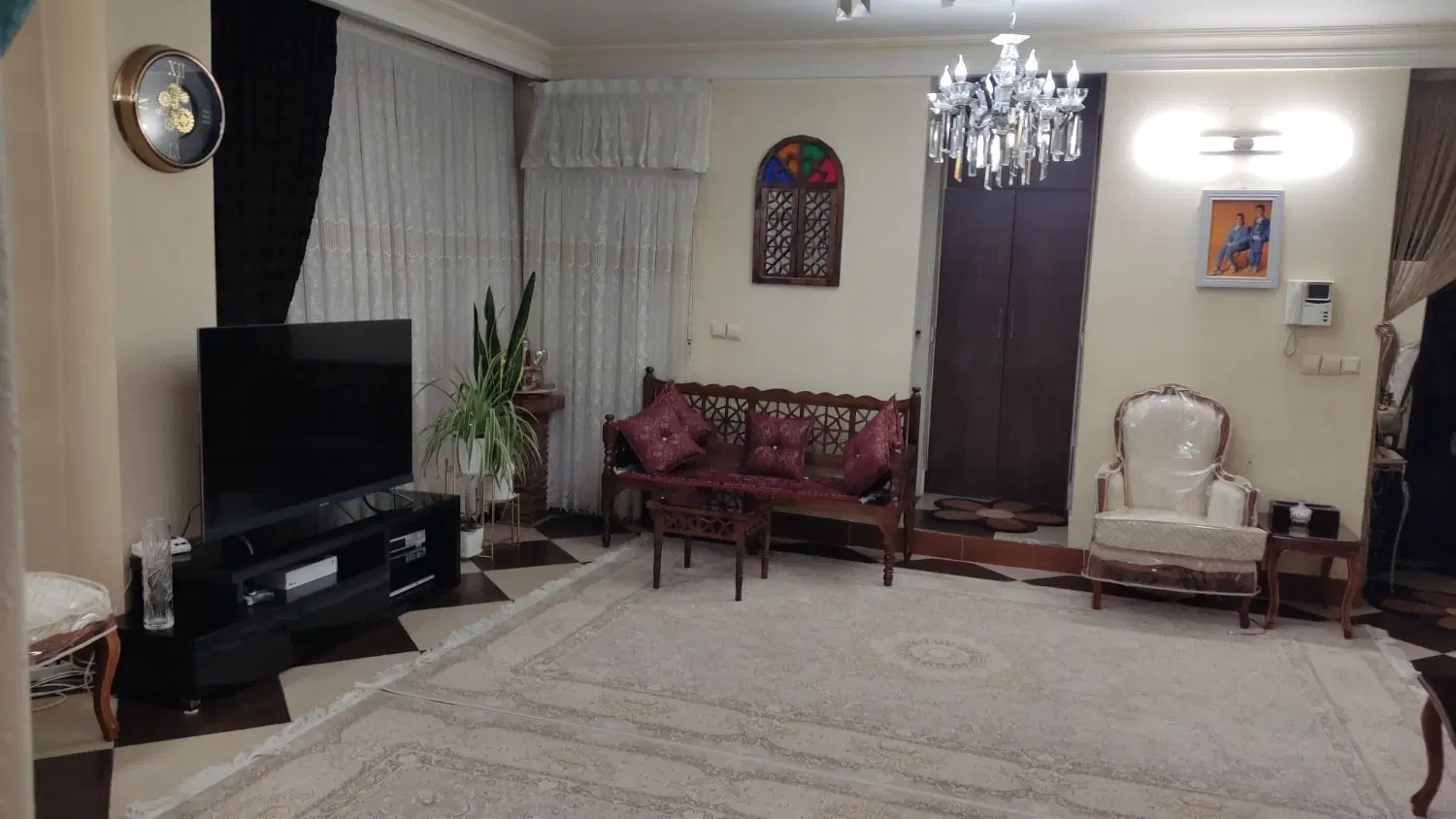 آپارتمان 70 متری واقع در شهرک پردیس یک