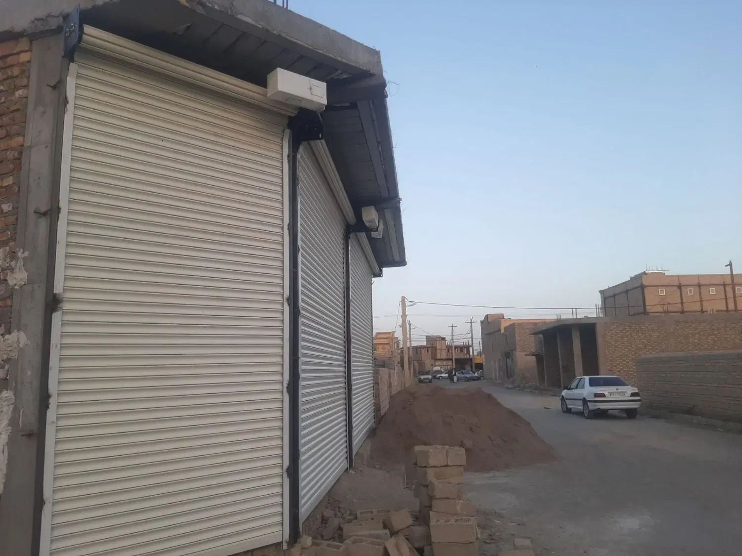 اجاره دوباب مغازه نزدیک میدان الغدیر