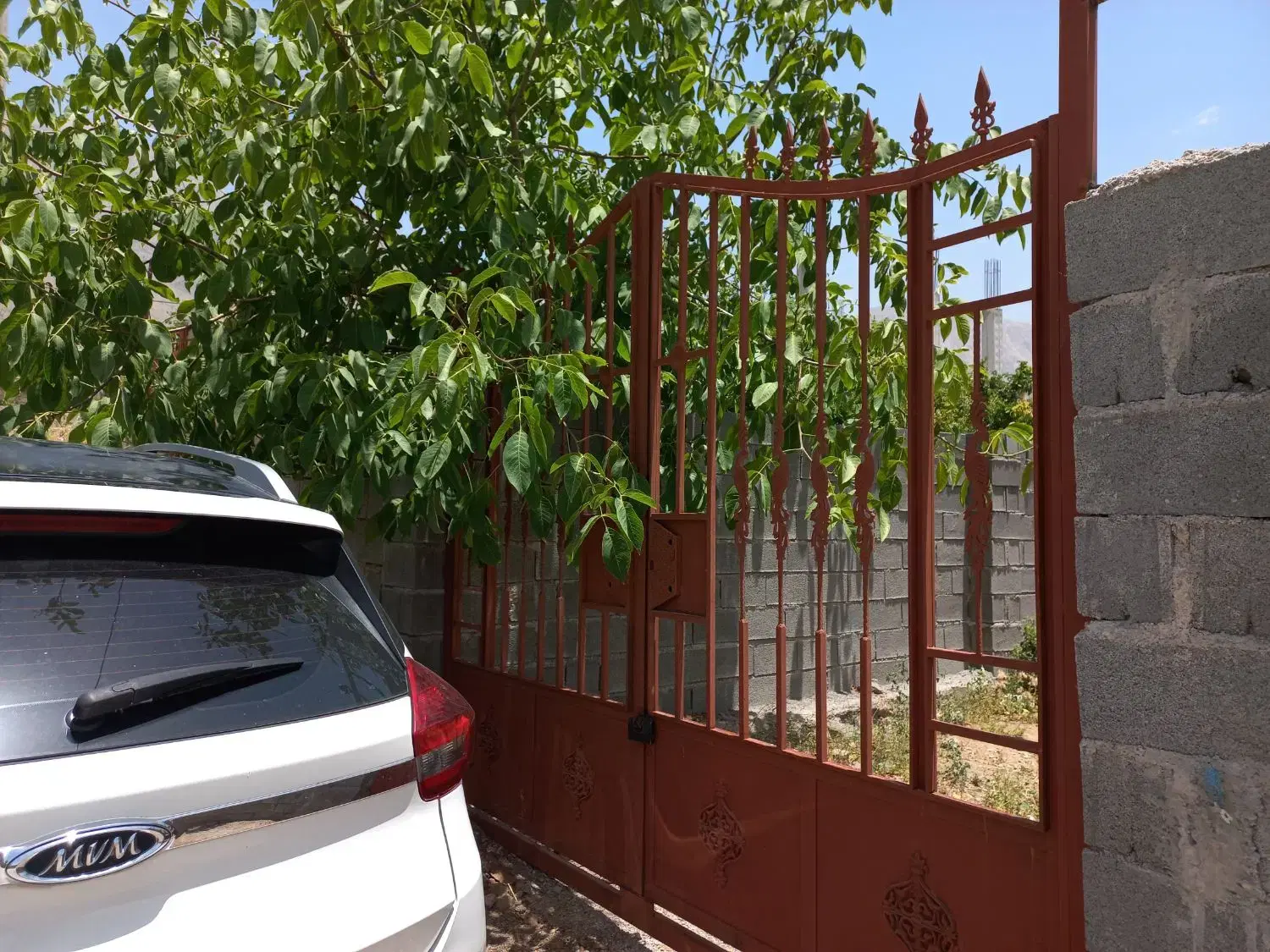 باغ مسکونی زیر قیمت، بامجوزساخت شهرداری وسند