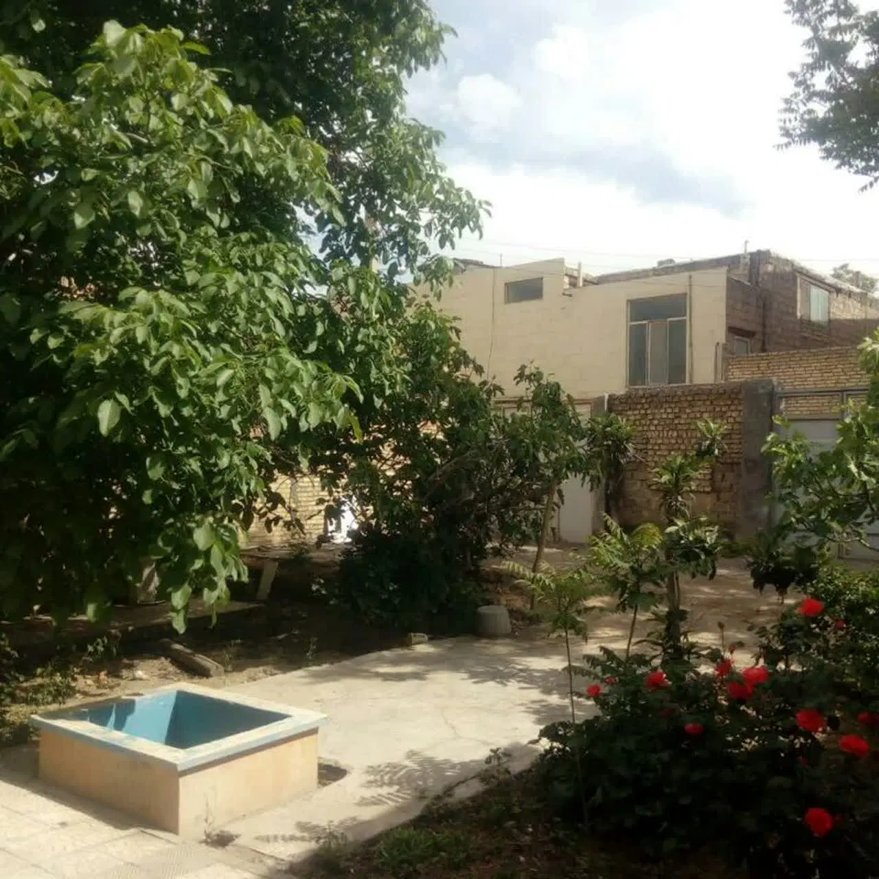 خانه ویلایی ۳۷۰متر