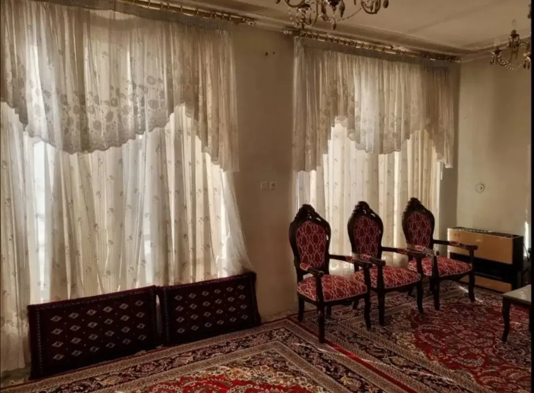 خانه ویلایی در شهر مشهد نزدیک حرم مطهرومراکز تجاری