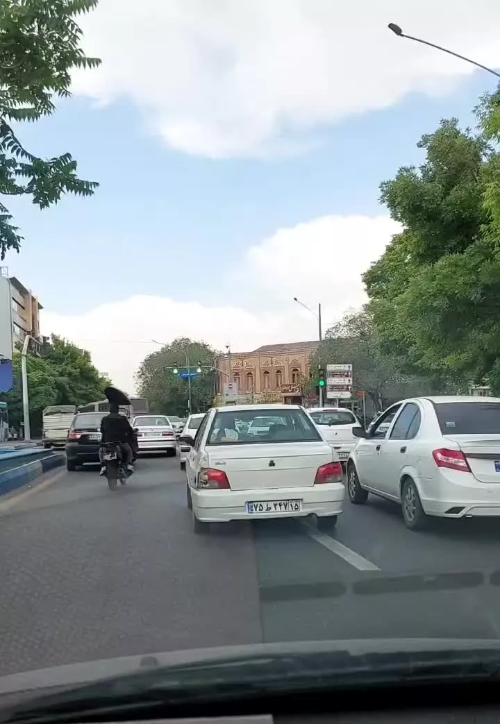 مغازه ۱۶ متر همکف پاساژ نانو _خیابان امام_زیرقیمت