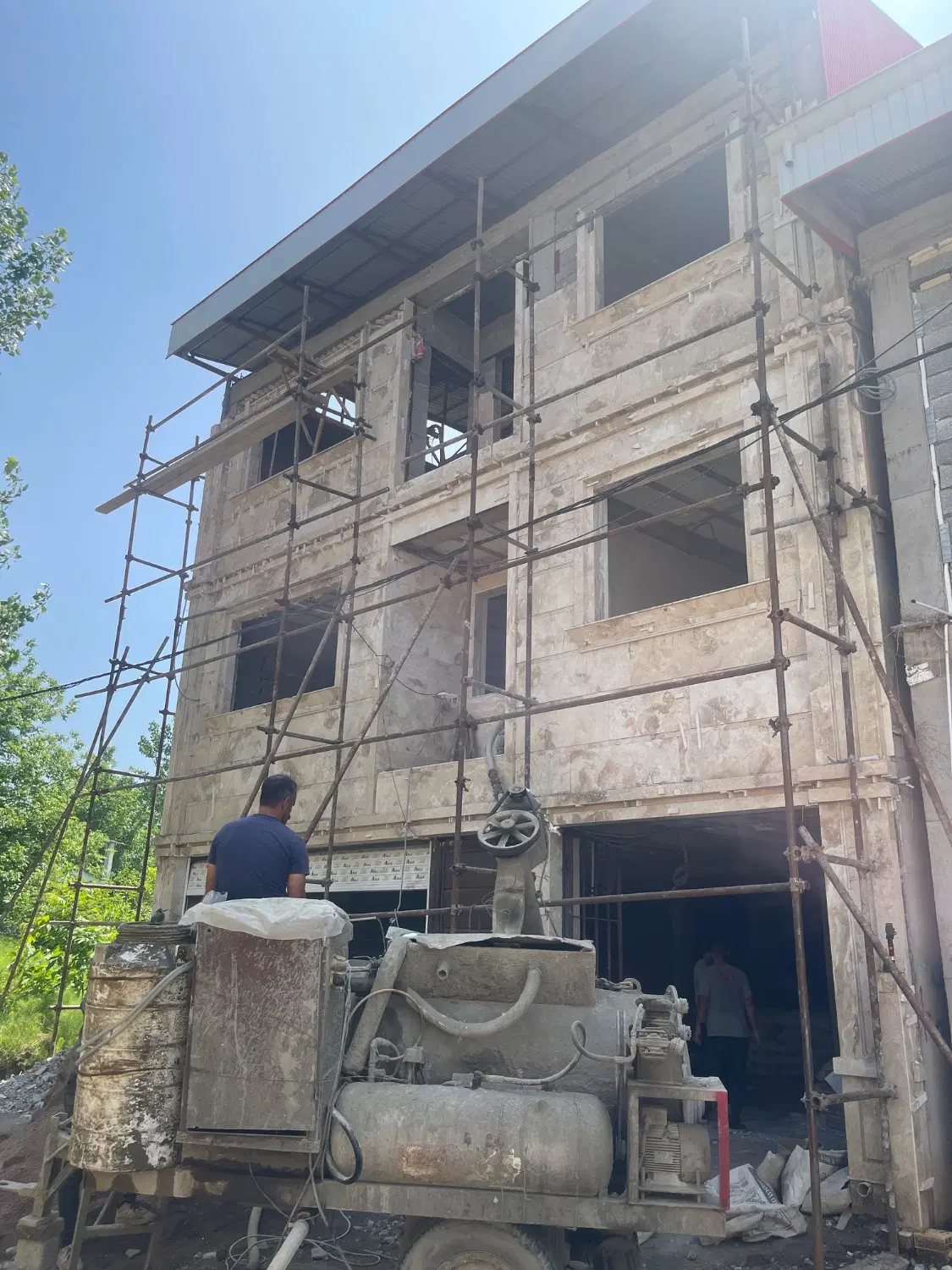 فروش واحد ۱۰۷ متری در بهترین موقعیت مکانی شلمان