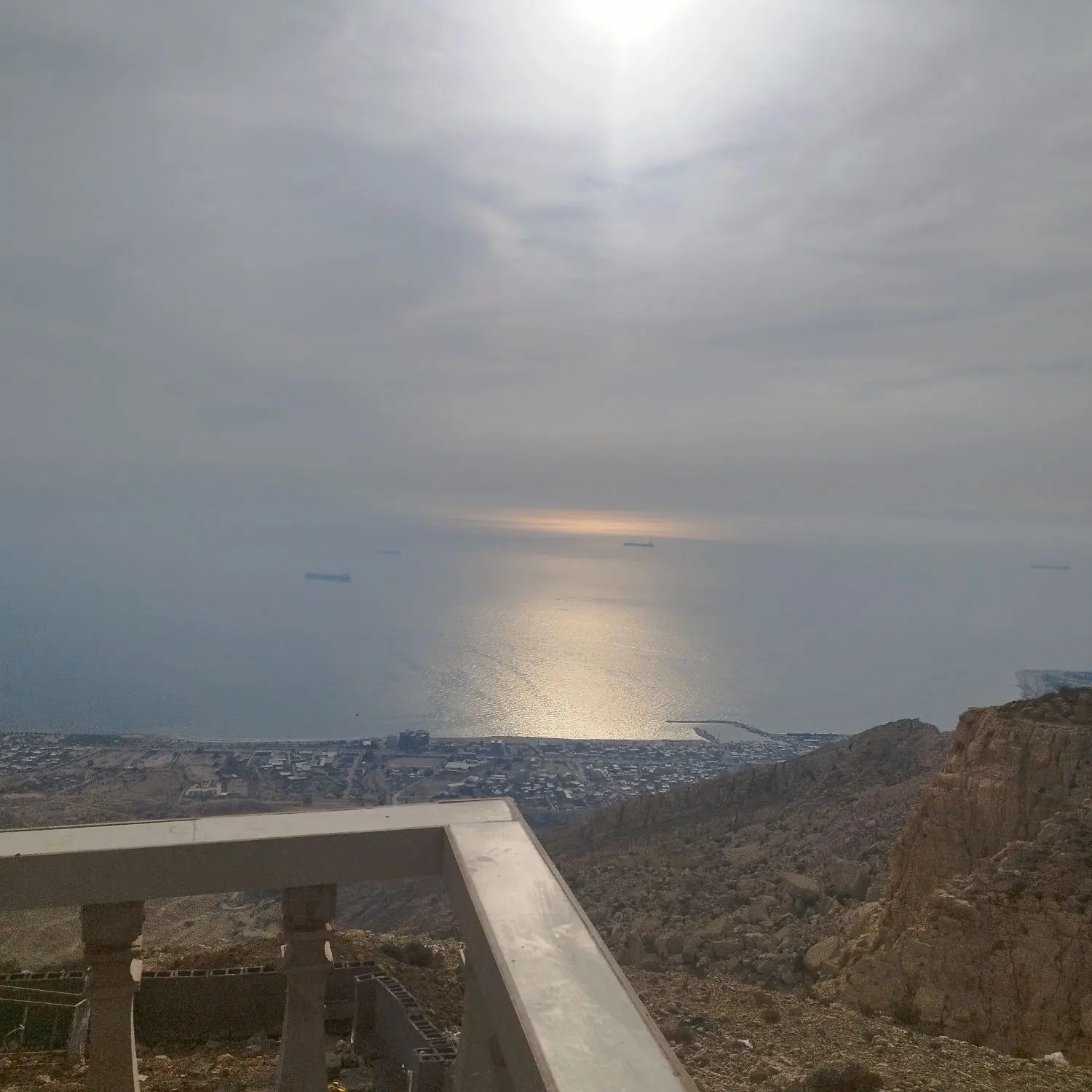 زمین کرونی
