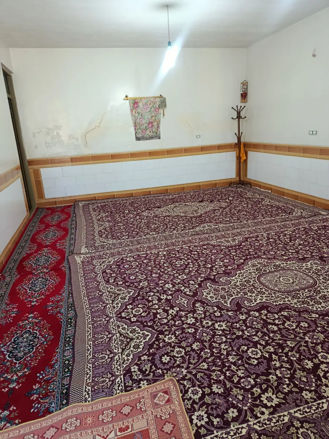 خانه بزرگ روستایی ویلایی