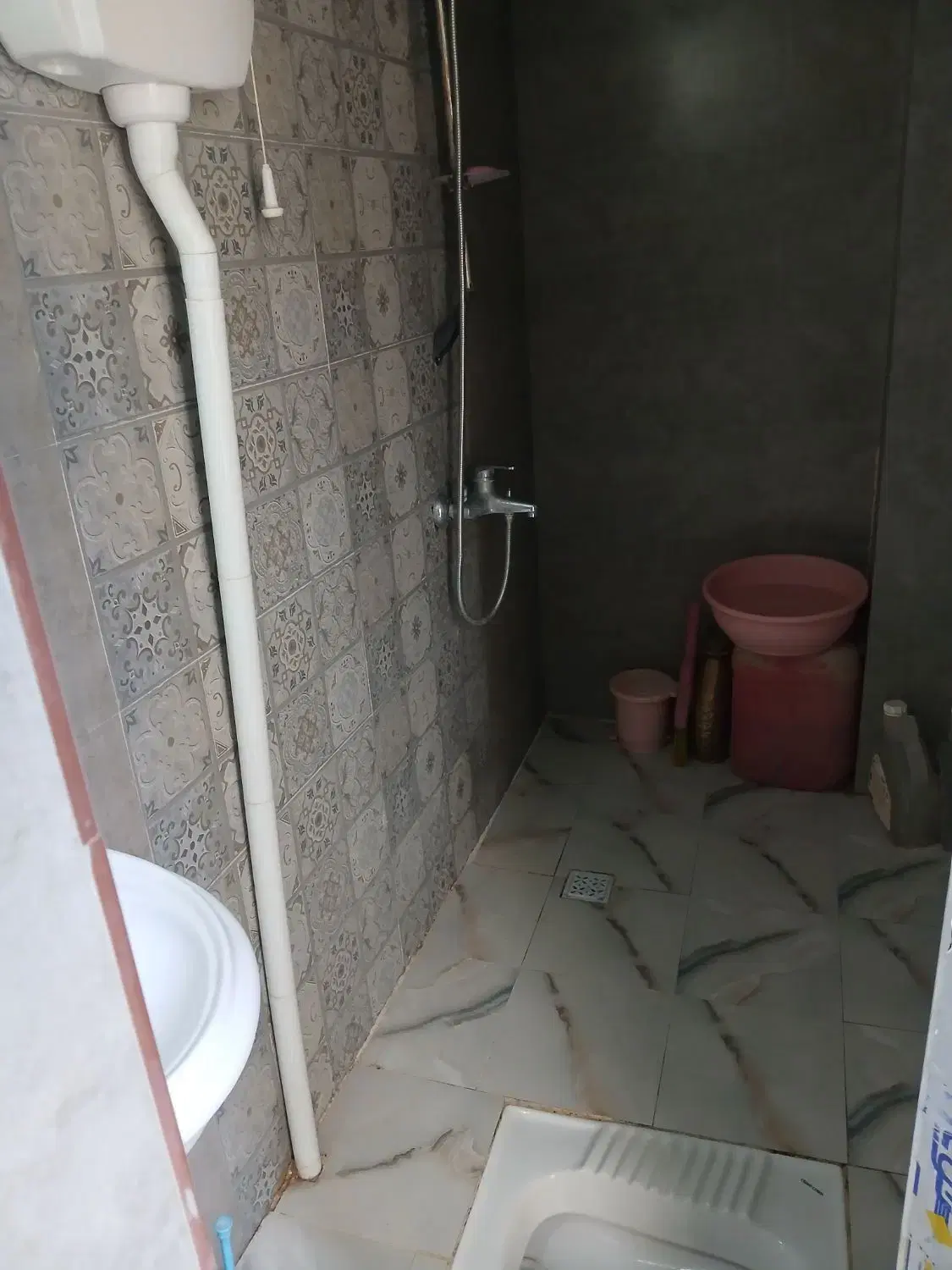 سوئیت مشرف به رودخانه