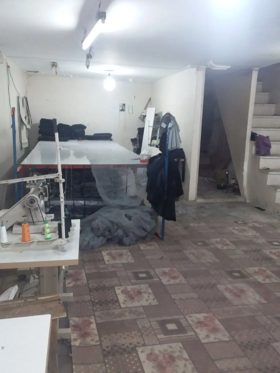 مغازه‌۳۵‌متری
