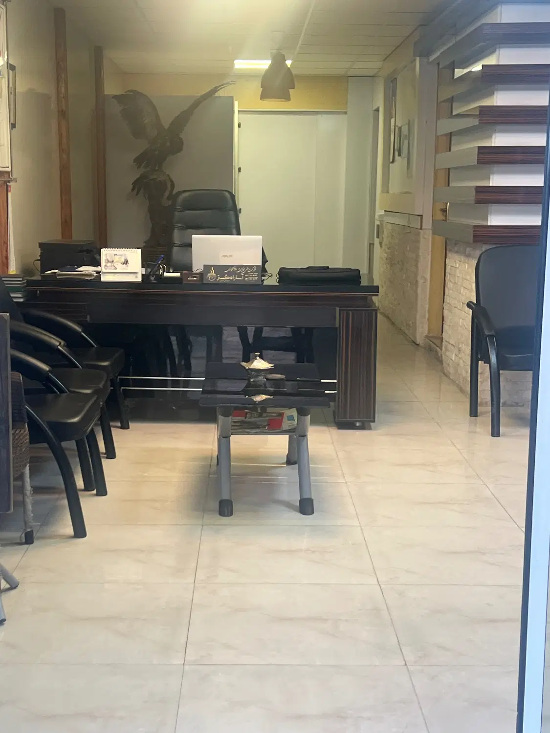 مغازه ۶۰ متری با سرویس بهداشتی کف گرانیت و زیبا