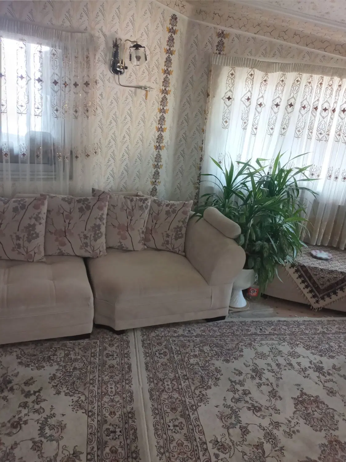 فروش منزل در چهاردیواری