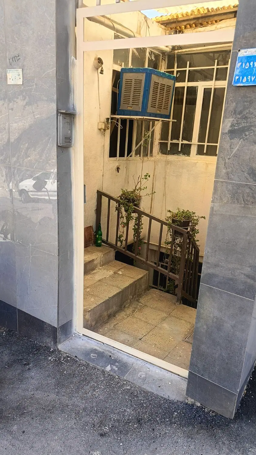 فروش خانه دو طبقه دربست