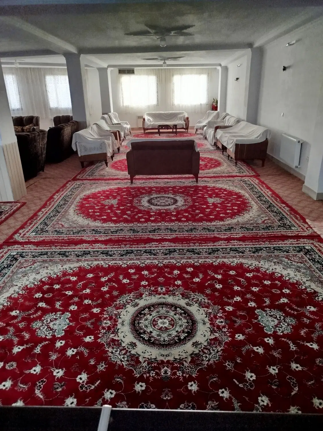 فروش ساختمان مسکونی و تجاری 240 متر