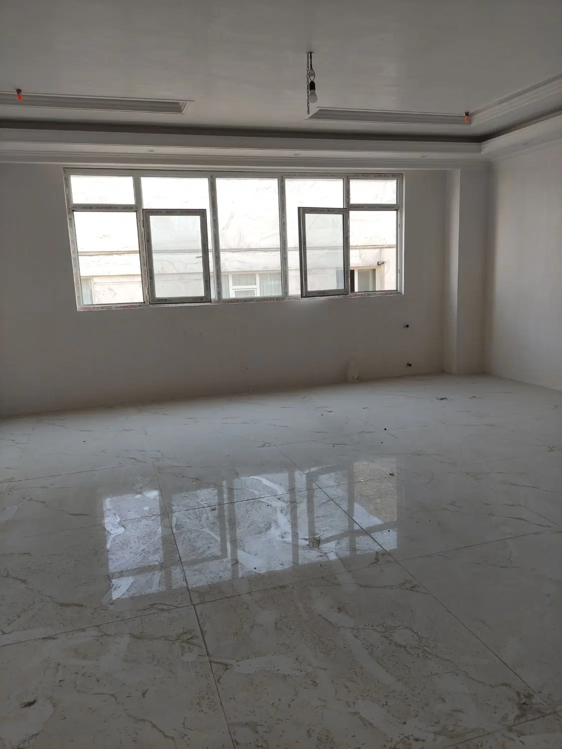 آپارتمان ۱۲۰ متری نوساز آماده رهن