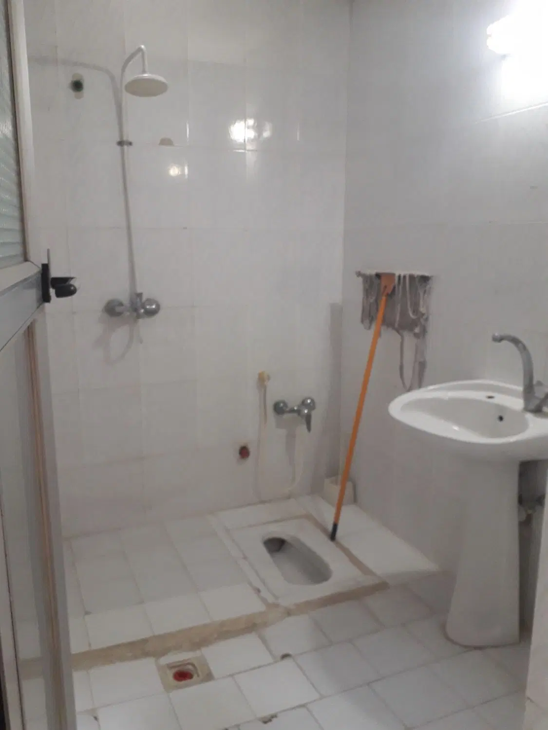 خانه اجاره ای طبقه۳ بالا