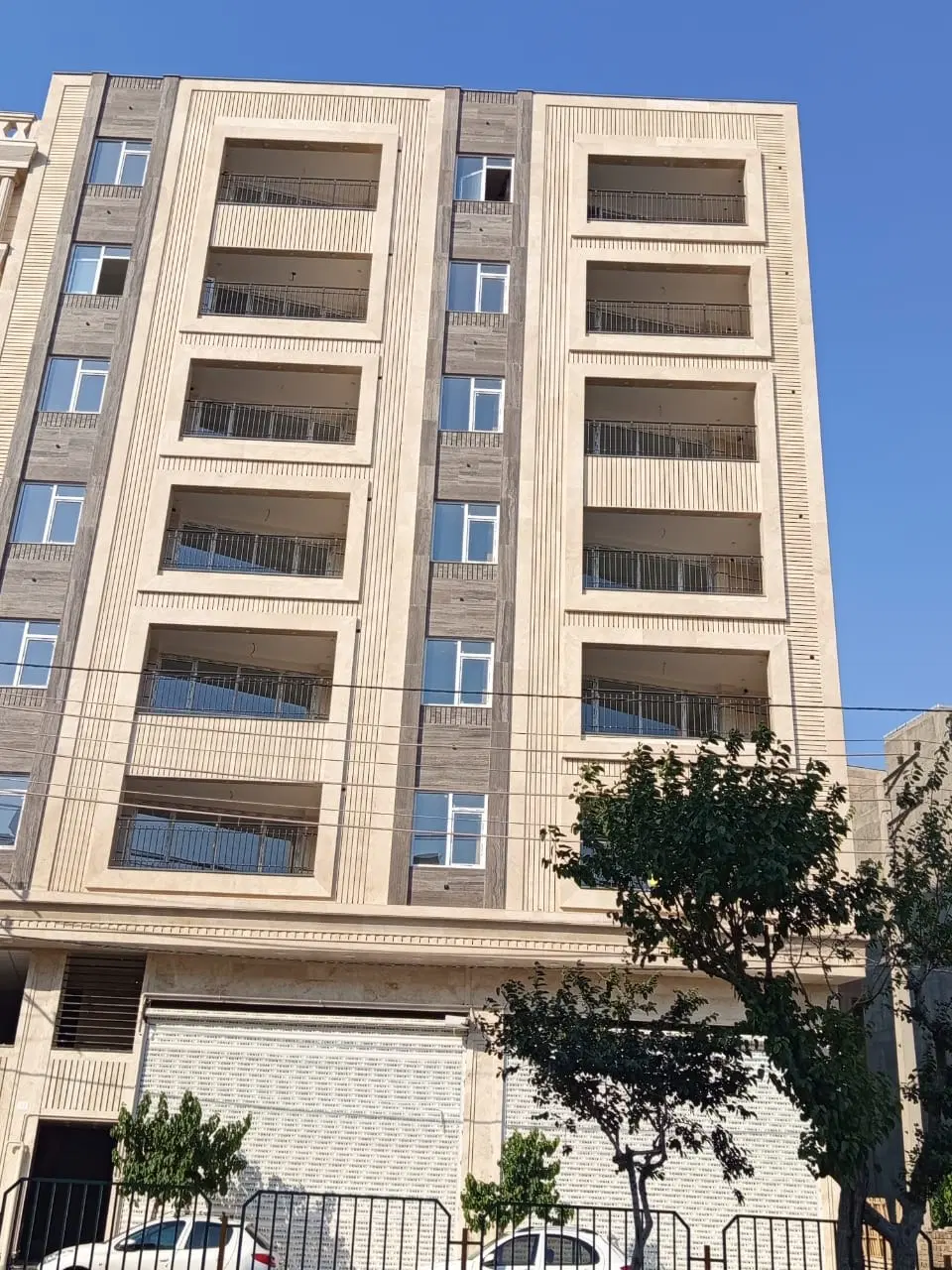 فروش اپارتمان ۱۶۵متر کلید نخورده _شهرک ابریشم_شخصی