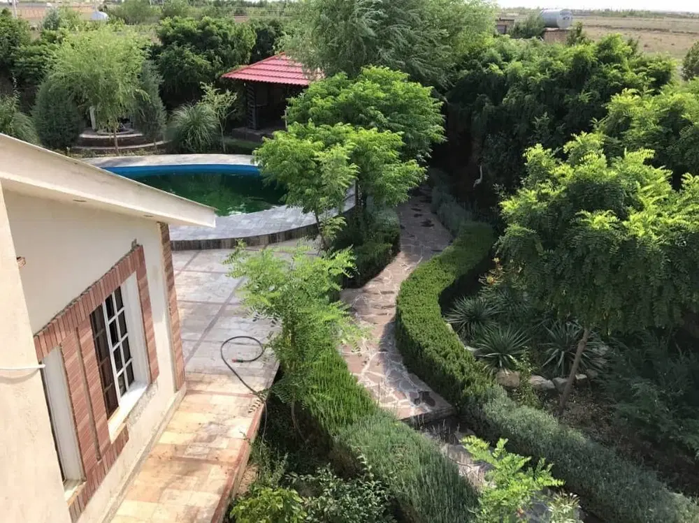 ۲۰۰ متر_ ویلایی_ لادن_ مشرف به پارک اختصاصی