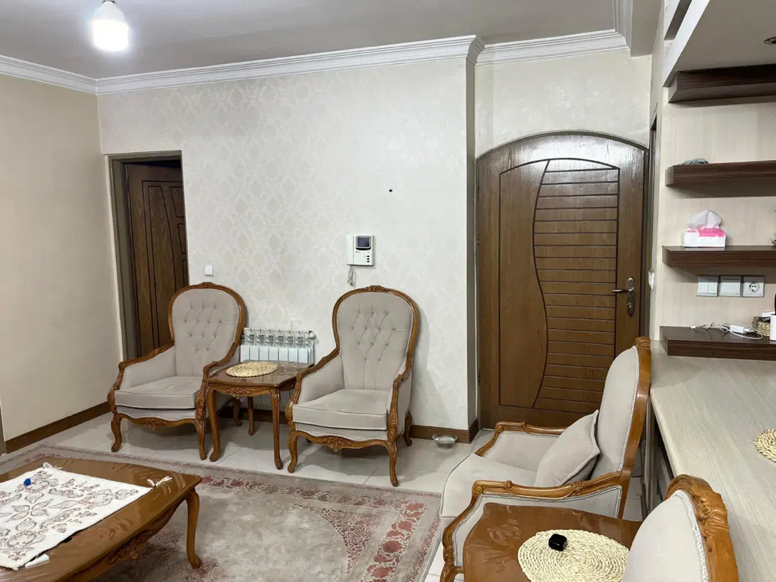 آپارتمان ۷۰ متری دو خواب شهرک نگین