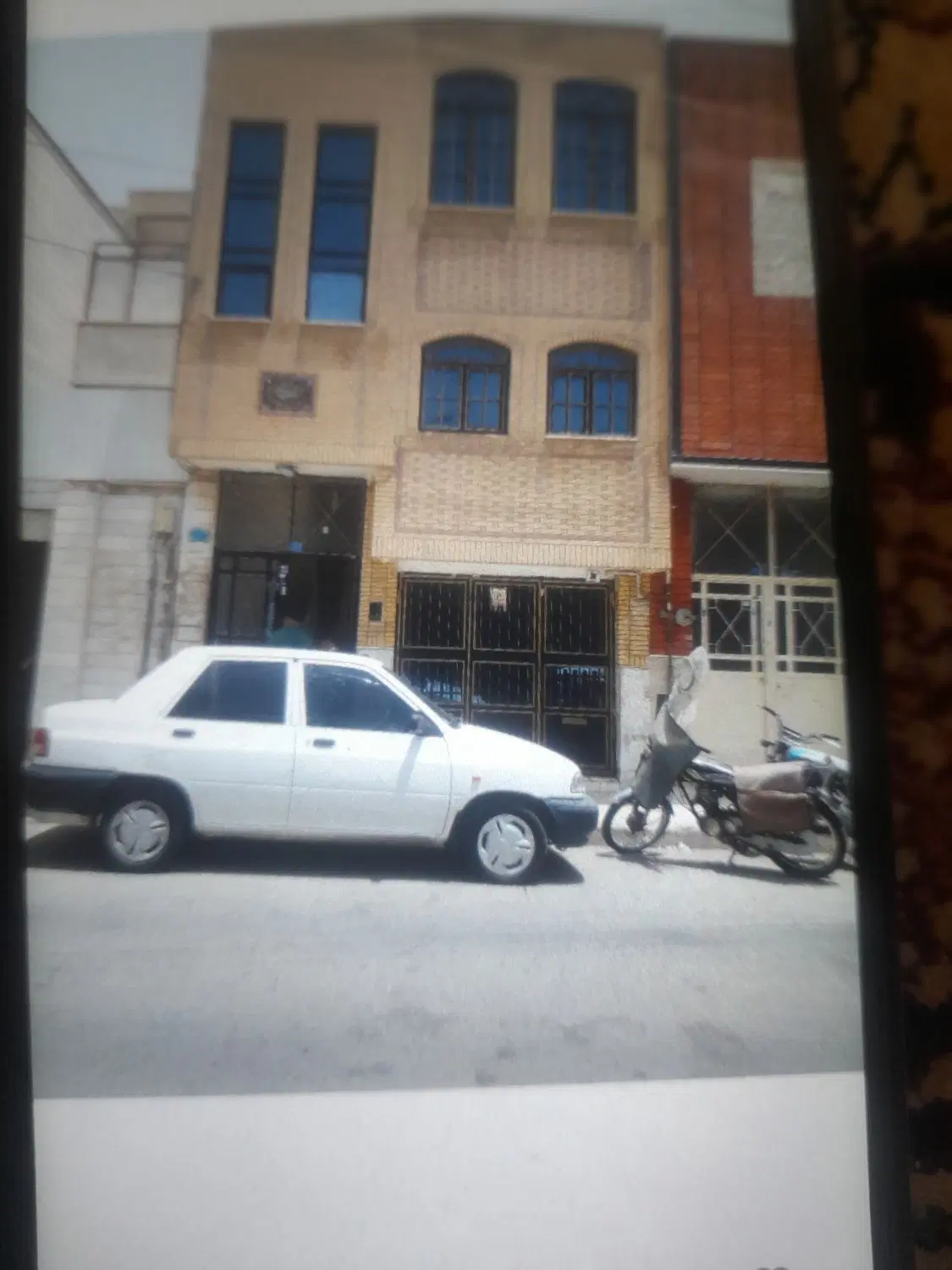 منزل سه طبقه در کلهری ۲۶