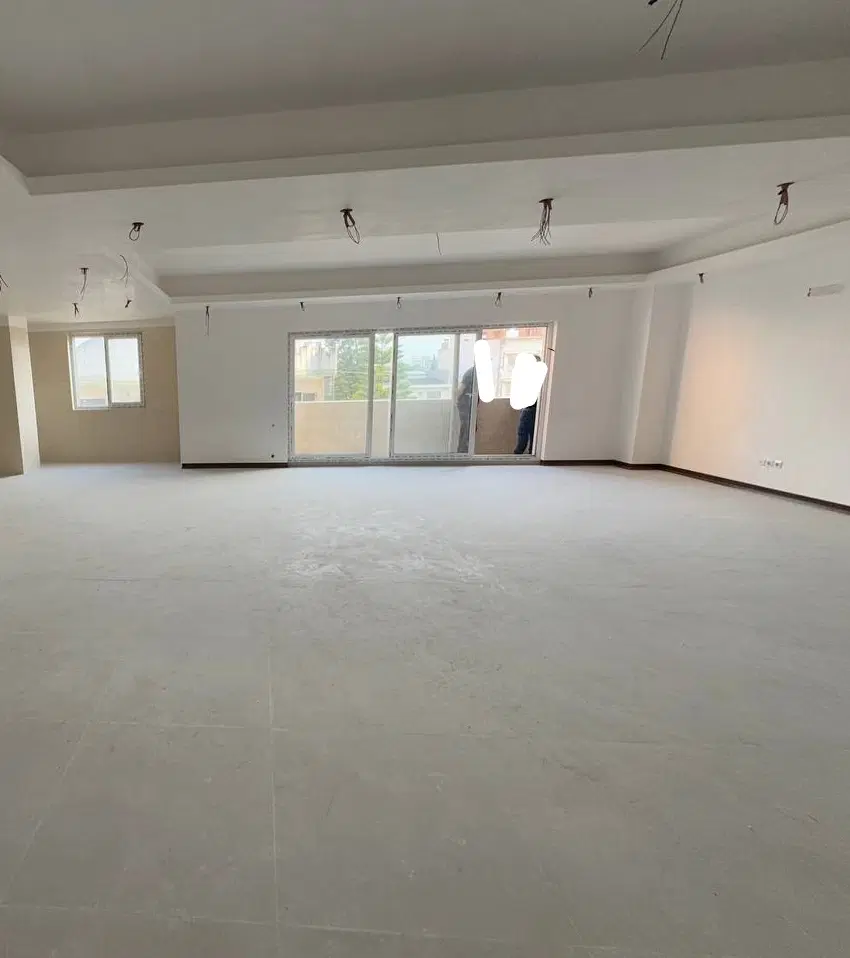 فروش آپارتمان 150 متری شیک و نوساز خ بهارستان