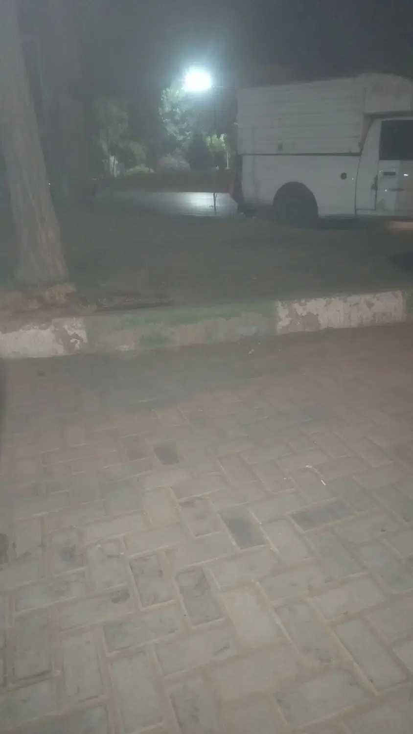 زمین ۶۵ متری کوی فردوس