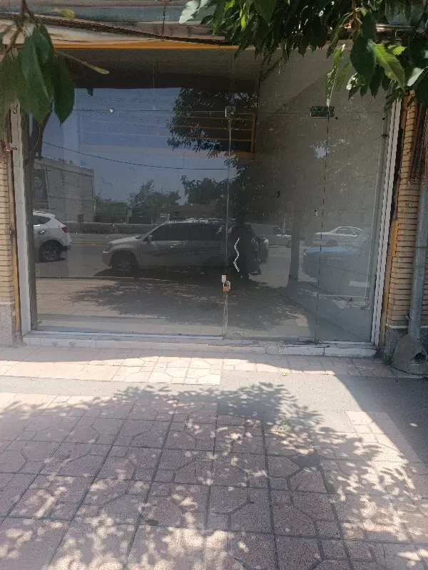 اجاره مغازه، روبروی سالمندان