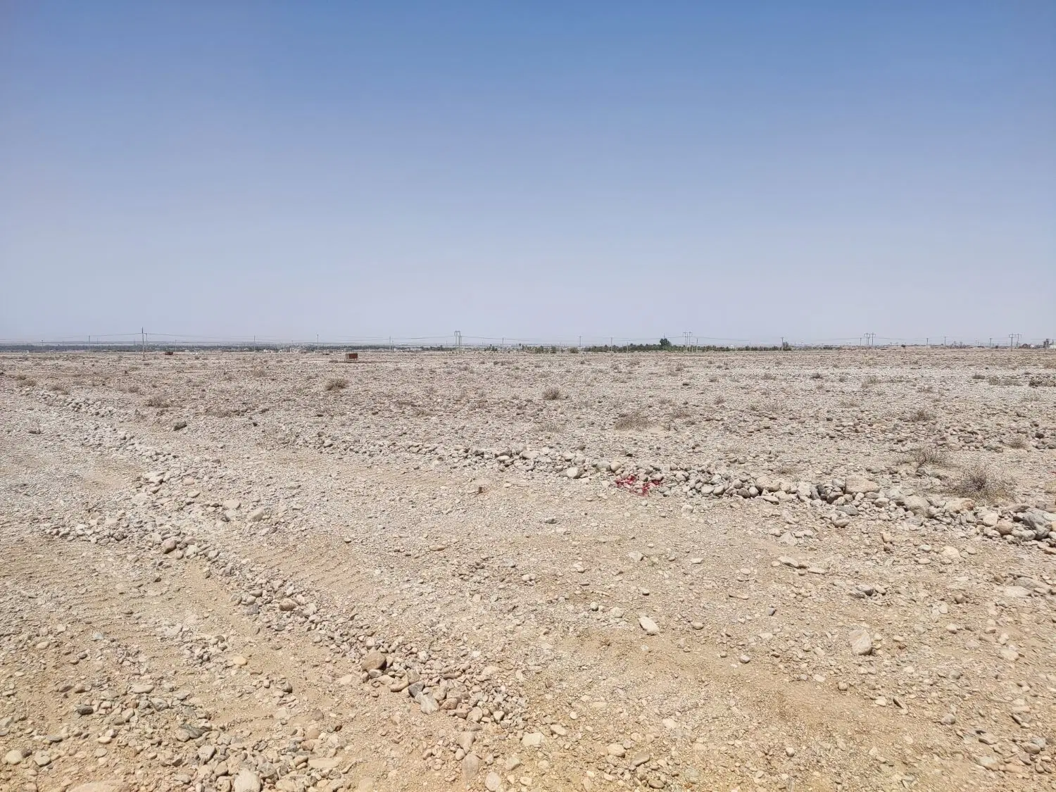 زمین فروشی