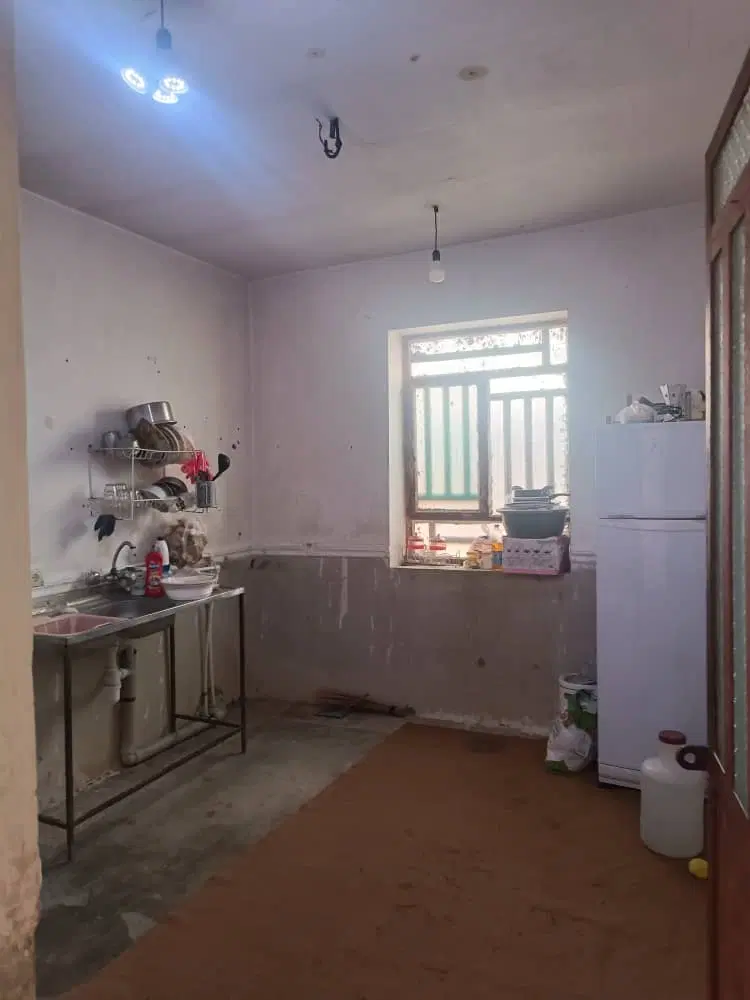 فروش یک خانه ویلایی در خیابان مولوی ۴۴