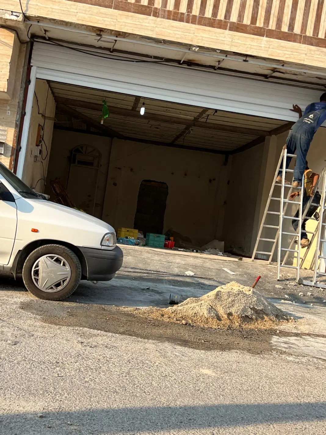 انبار ۲۰۰ متری رهن کامل بندرکنگان