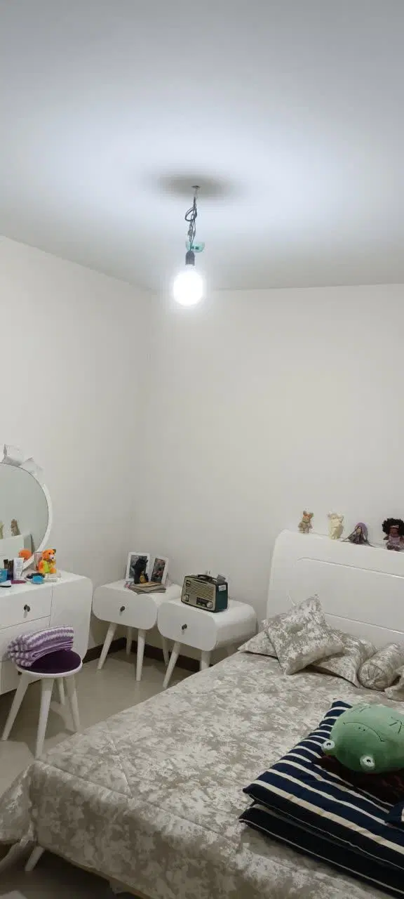 یک واحد 84متری فول امکانات