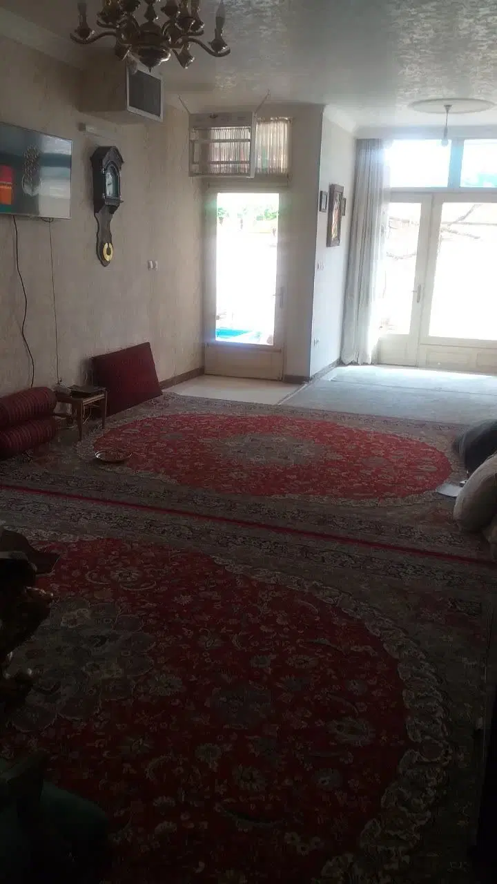 منزل ویلایی دوطبقه سه نبش