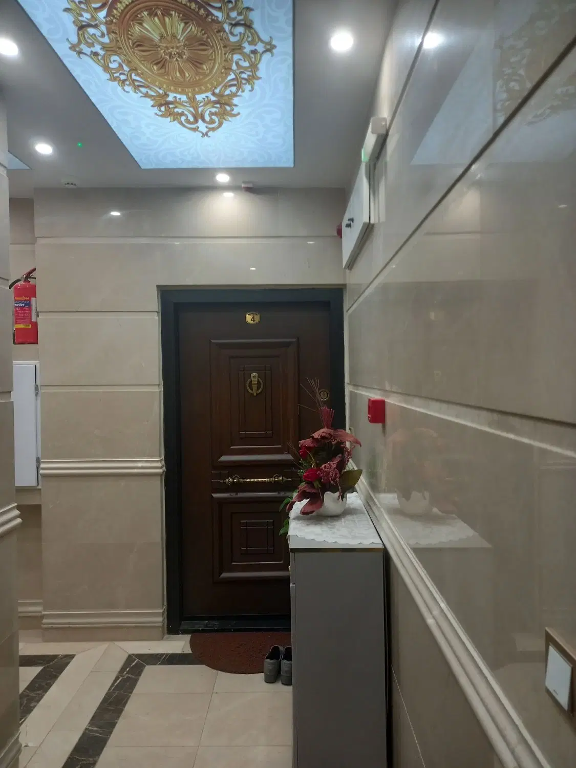 آپارتمان ۱۰۰ متر غرق نور دو خواب