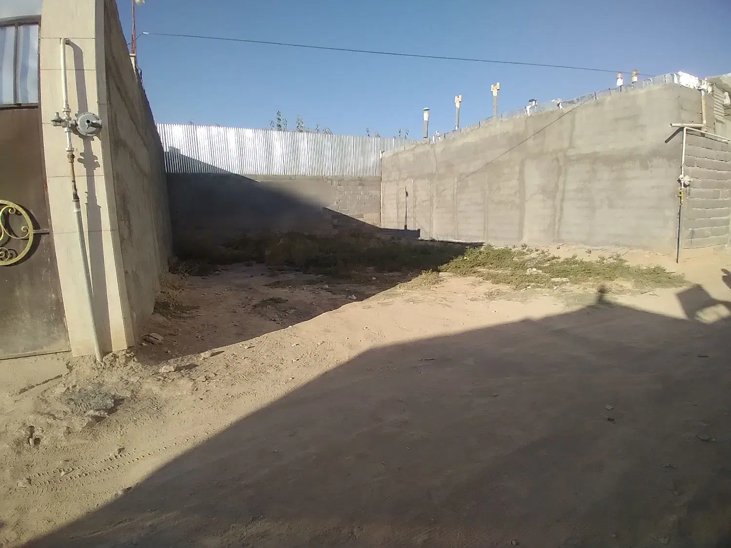 زمین مسکونی