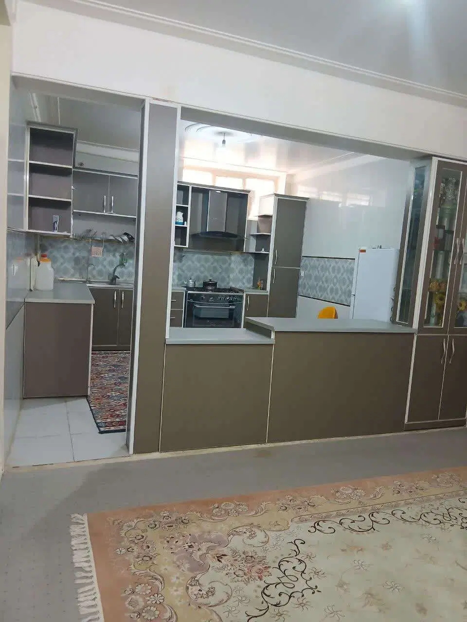 منزل هنرستان ۱۱، شیک و دلباز، دو نبش