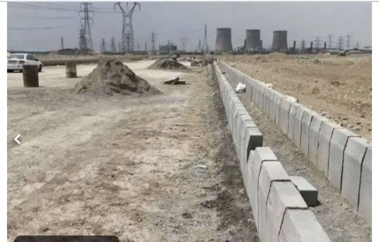 فروش زمین 100متری کارکنان شهرداری در فاز 6 اندیشه
