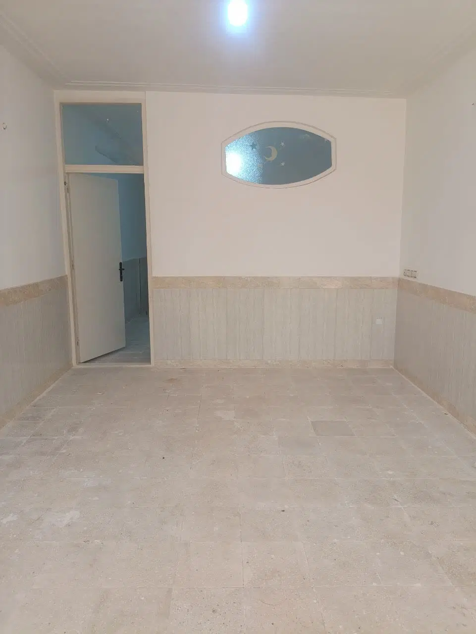 خانه ویلایی دربست  دو طبقه