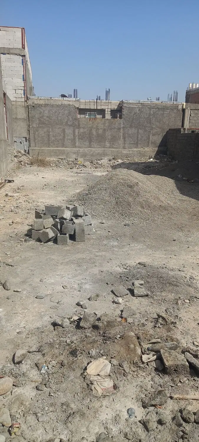 زمین جای مغازه ۵۰ متری