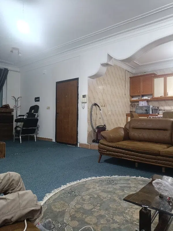 اجاره ۱۸۰ متری طبقه دوم کاملا جدا گانه
