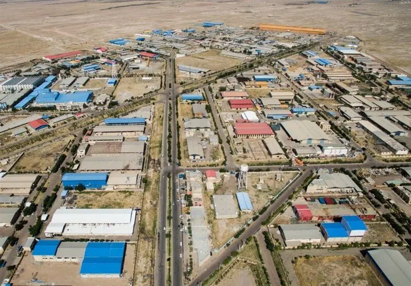 زمین داخل طرح هادی با کاربری صنعتی