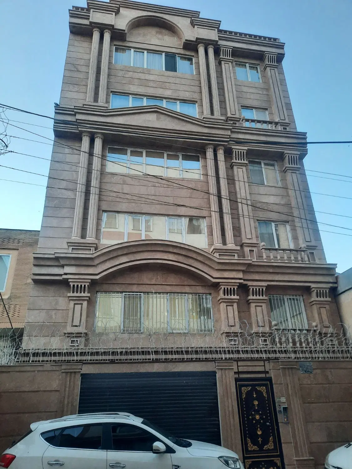 اپارتمان ۱۲۷متری مصوری