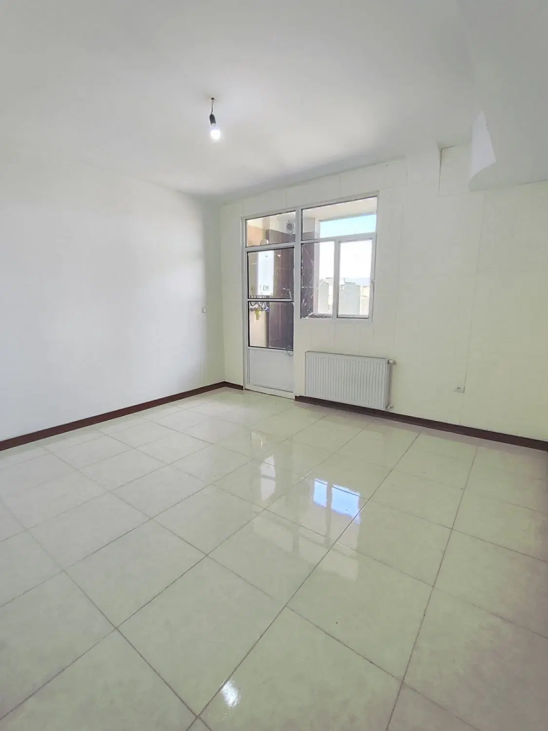 فروش آپارتمان 120 متری رو به نما پارکینگ اختصاصی