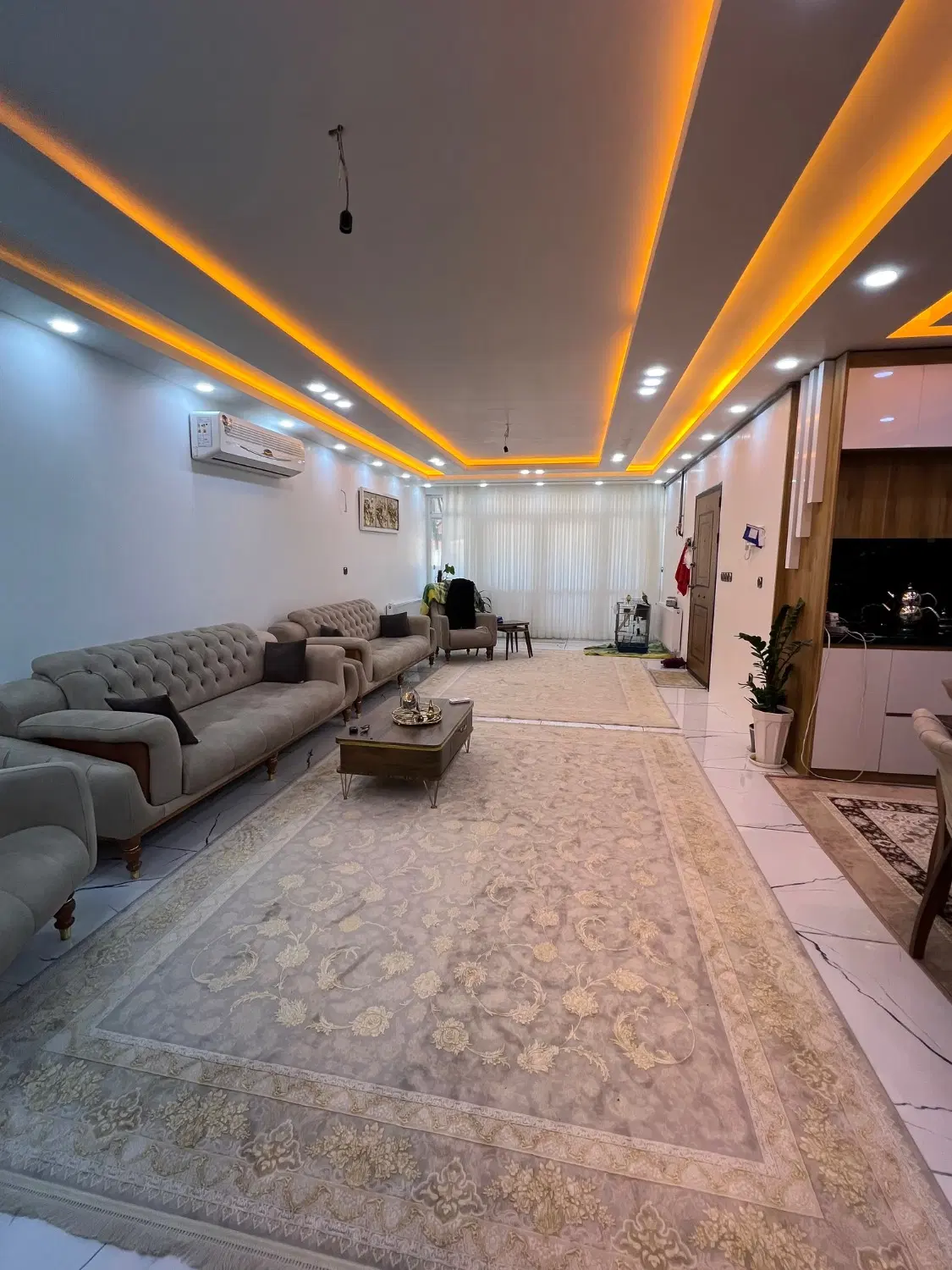 تک واحدی، سی متری بنی هاشم