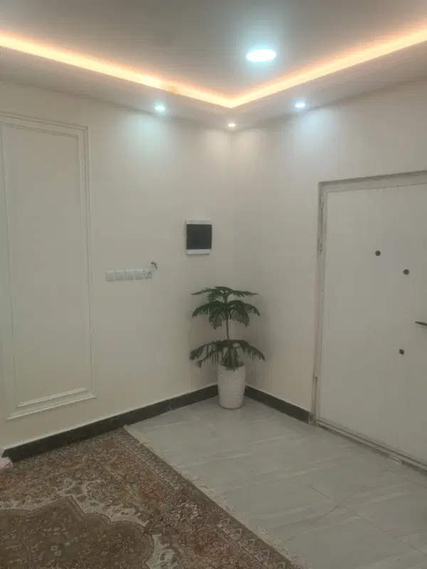 منزل خونه نور 3 خواب بزرگ تکمیل 270 متری طبقه بالا